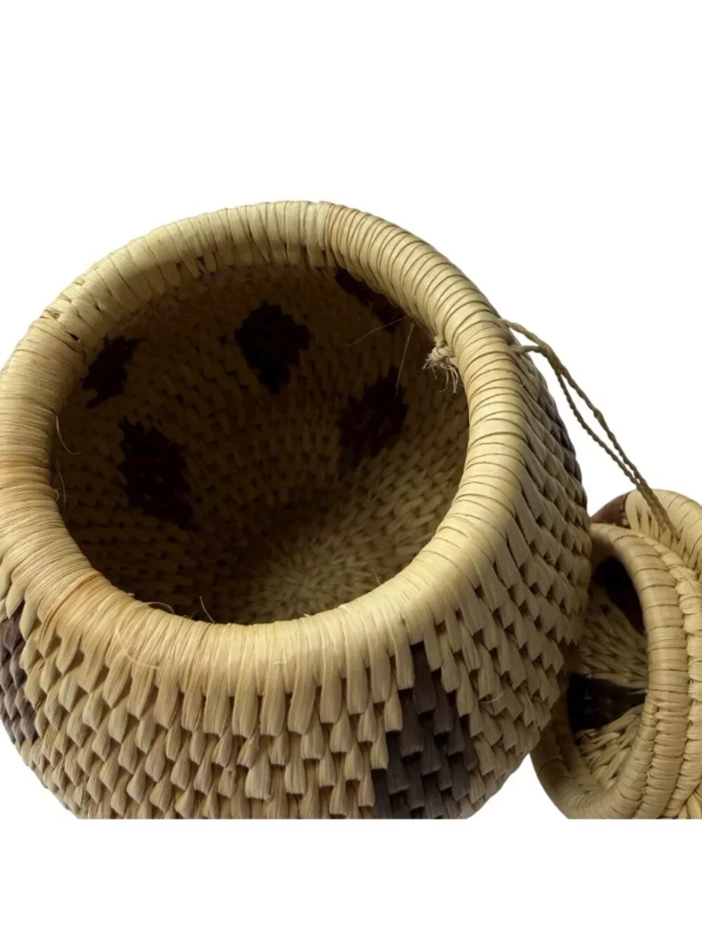 Tradition Zulu Hand Woven Lidded Basket Boho Geometric Storage Herb Jar Boho Dec